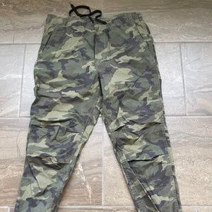 American Eagle Camo Joggers